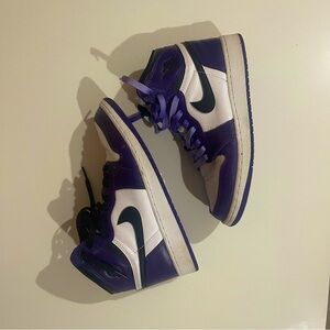 Jordan 1 Hightop Purple Courts